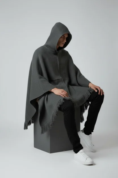 Poncho Andino Coqueado Gris C